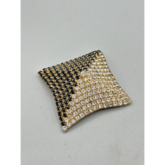 Vintage Rhinestones Pin Brooch Black Clear Prong Set Pyramid Shaped Square Pin - Picture 2 of 7
